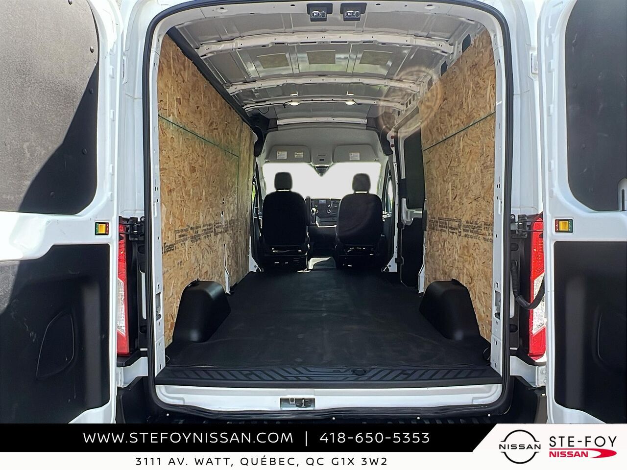2024 Ford Transit 250 TOIT MOYEN White Ste-Foy - photo #5