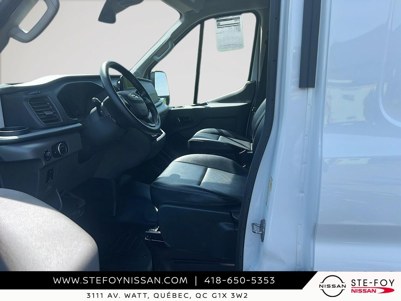 2024 Ford Transit 250 TOIT MOYEN White Ste-Foy - photo #8