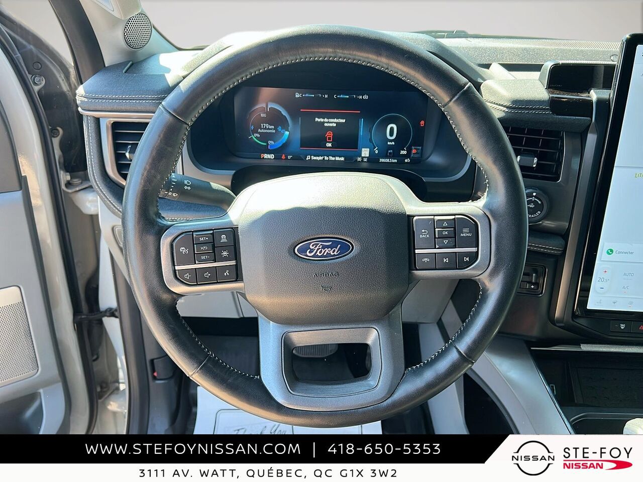 Ford F-150 Lightning FLASH LONG RANGE 2024 Gris Ste-Foy - photo #11