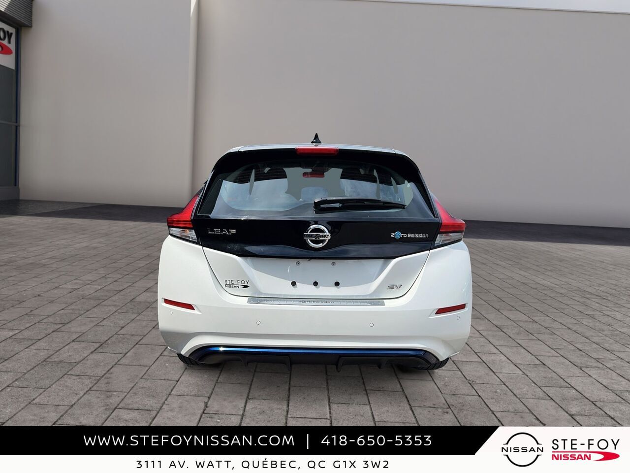 2021 Nissan LEAF SV 40 KWH White Ste-Foy - photo #2