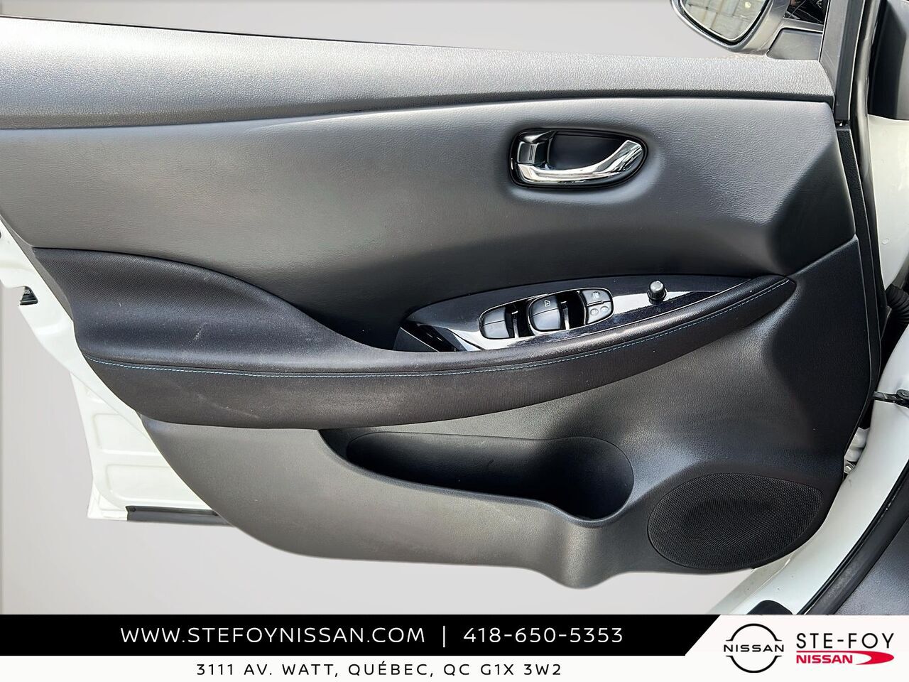 2021 Nissan LEAF SV 40 KWH White Ste-Foy - photo #9