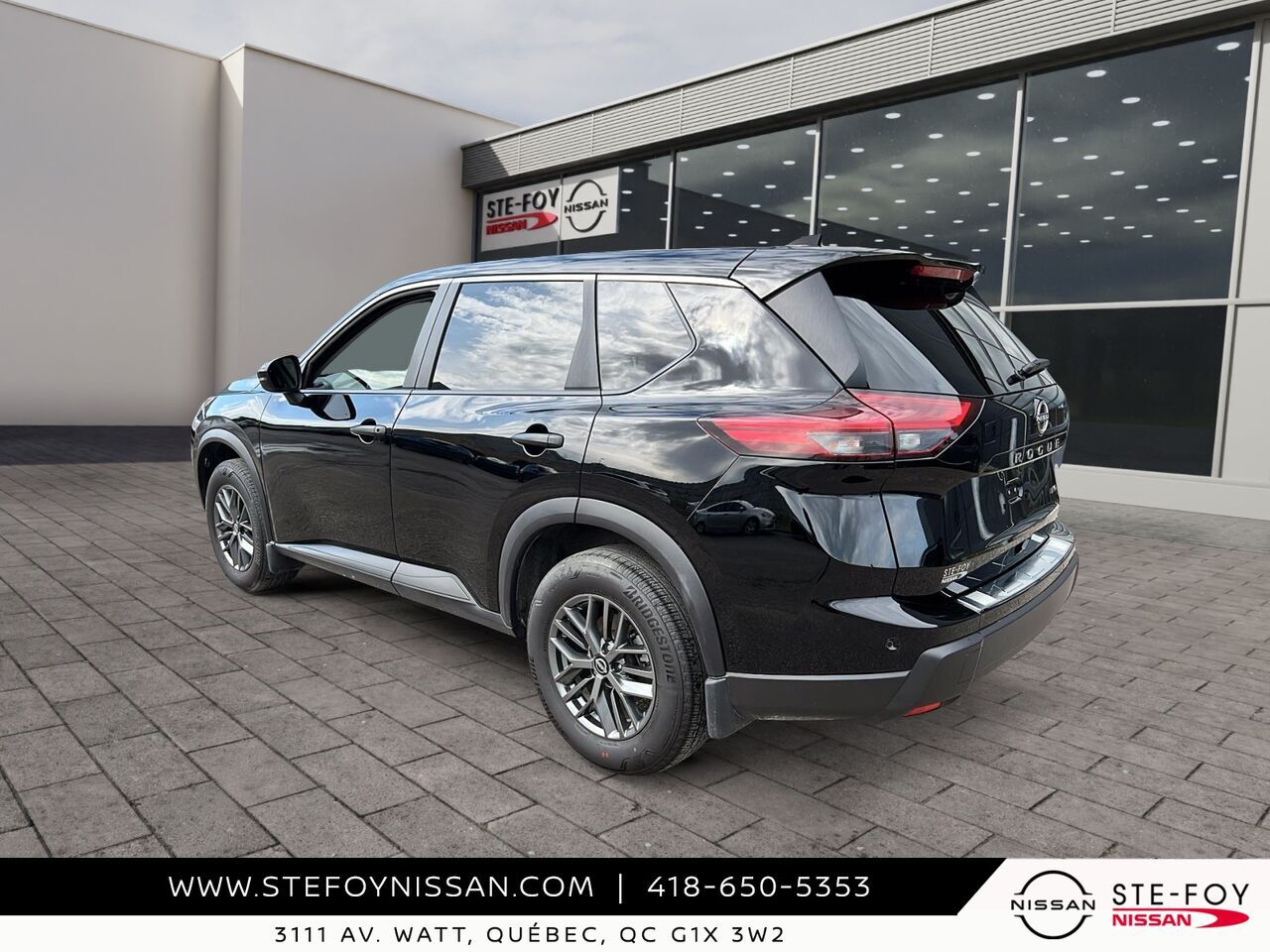 2024 Nissan ROGUE S TRACTION INTEGRALE Black Ste-Foy - photo #3