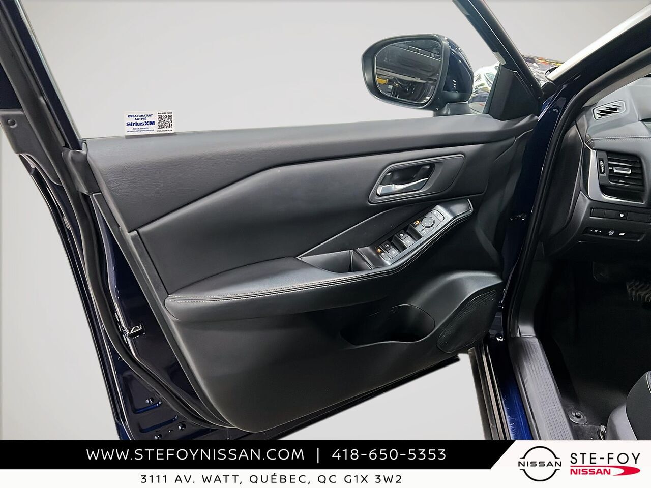 2024 Nissan Rogue SV Blue Ste-Foy - photo #9