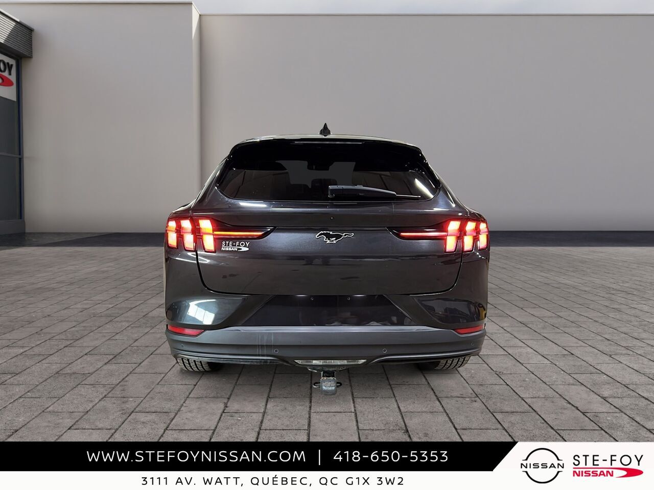 2022 Ford Mustang Mach-E select Black Ste-Foy - photo #2