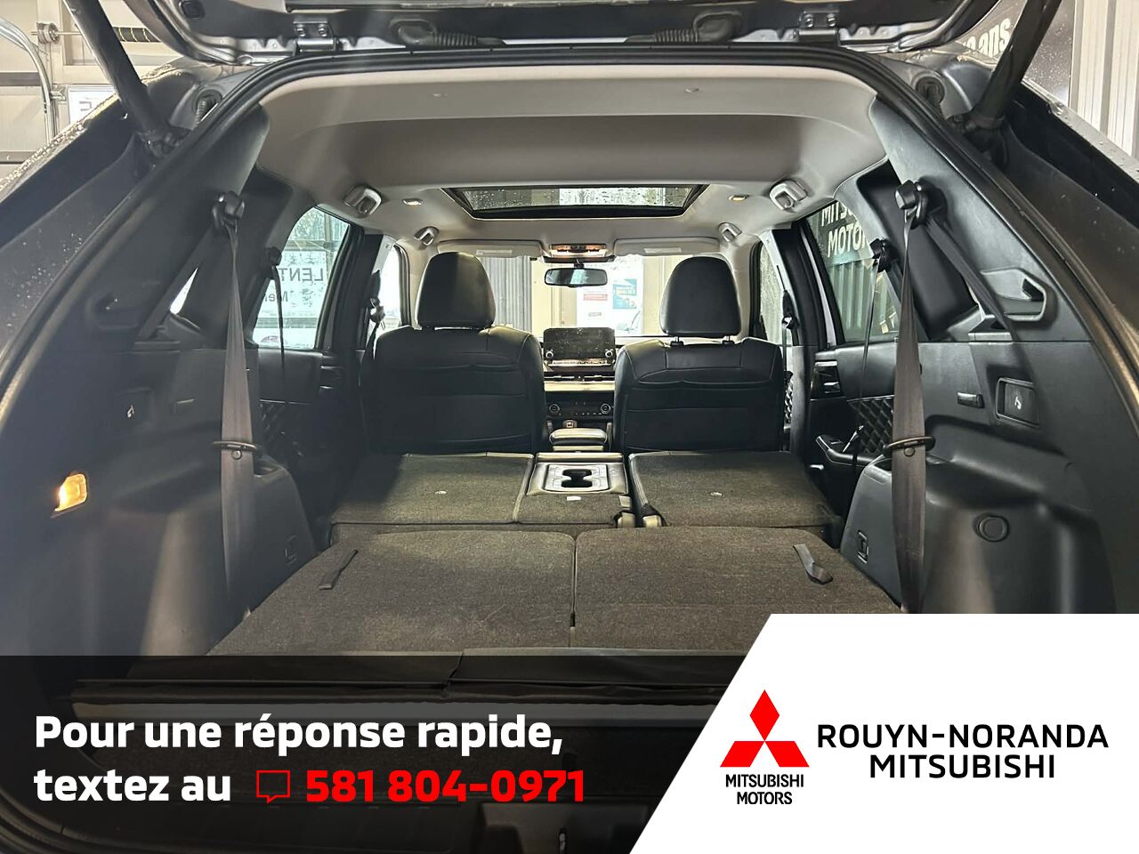 2023 Mitsubishi Outlander Grey Rouyn-Noranda - photo #4