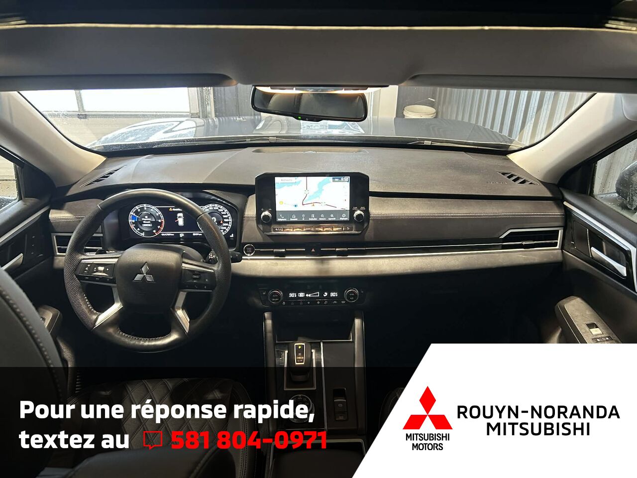 2023 Mitsubishi Outlander Grey Rouyn-Noranda - photo #10