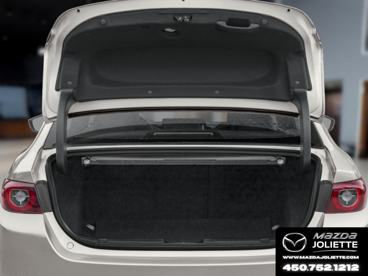 2025 MAZDA Mazda3 Jet Black Mica Notre-Dame-des-Prairies - photo #6