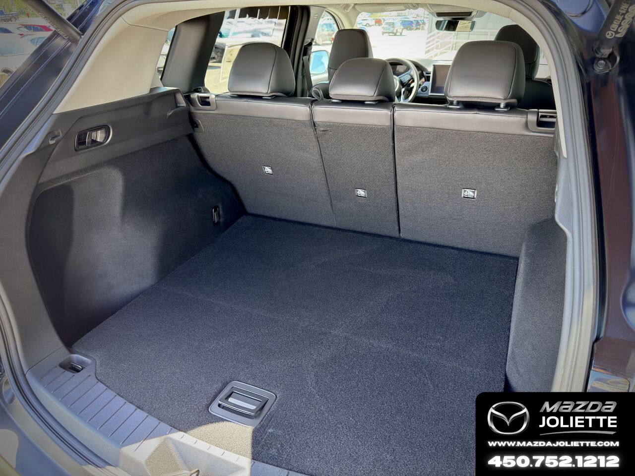 2026 MAZDA CX-5 Jet Black Mica Notre-Dame-des-Prairies - photo #10