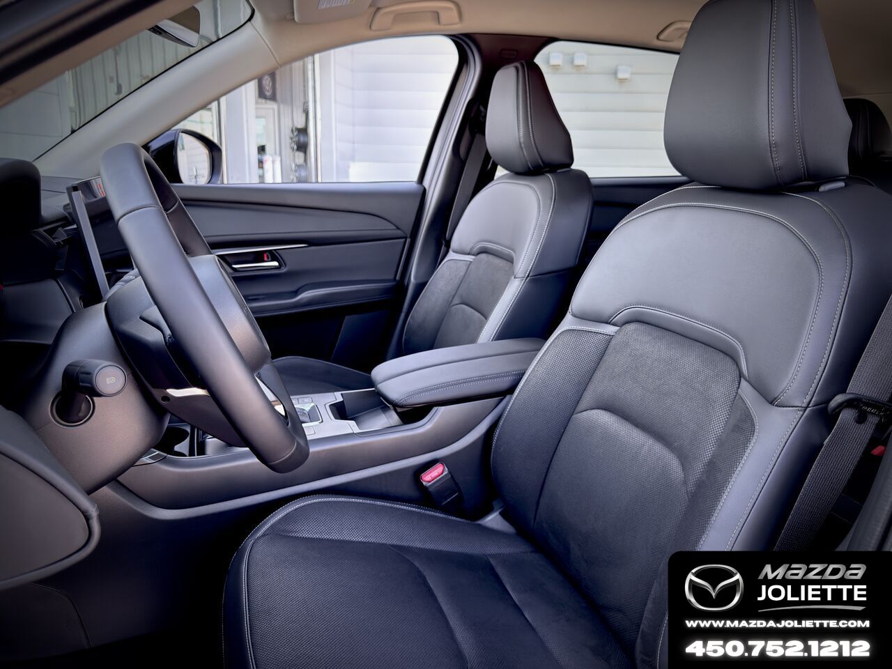 2026 MAZDA CX-5 Jet Black Mica Notre-Dame-des-Prairies - photo #12